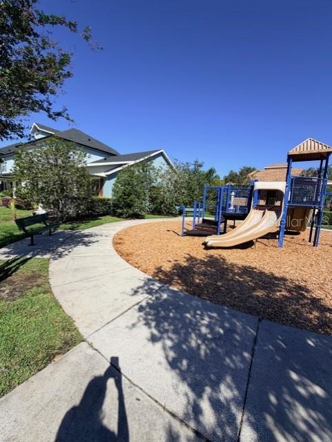 Image 31 of 36 For 13616 Beauregard Place