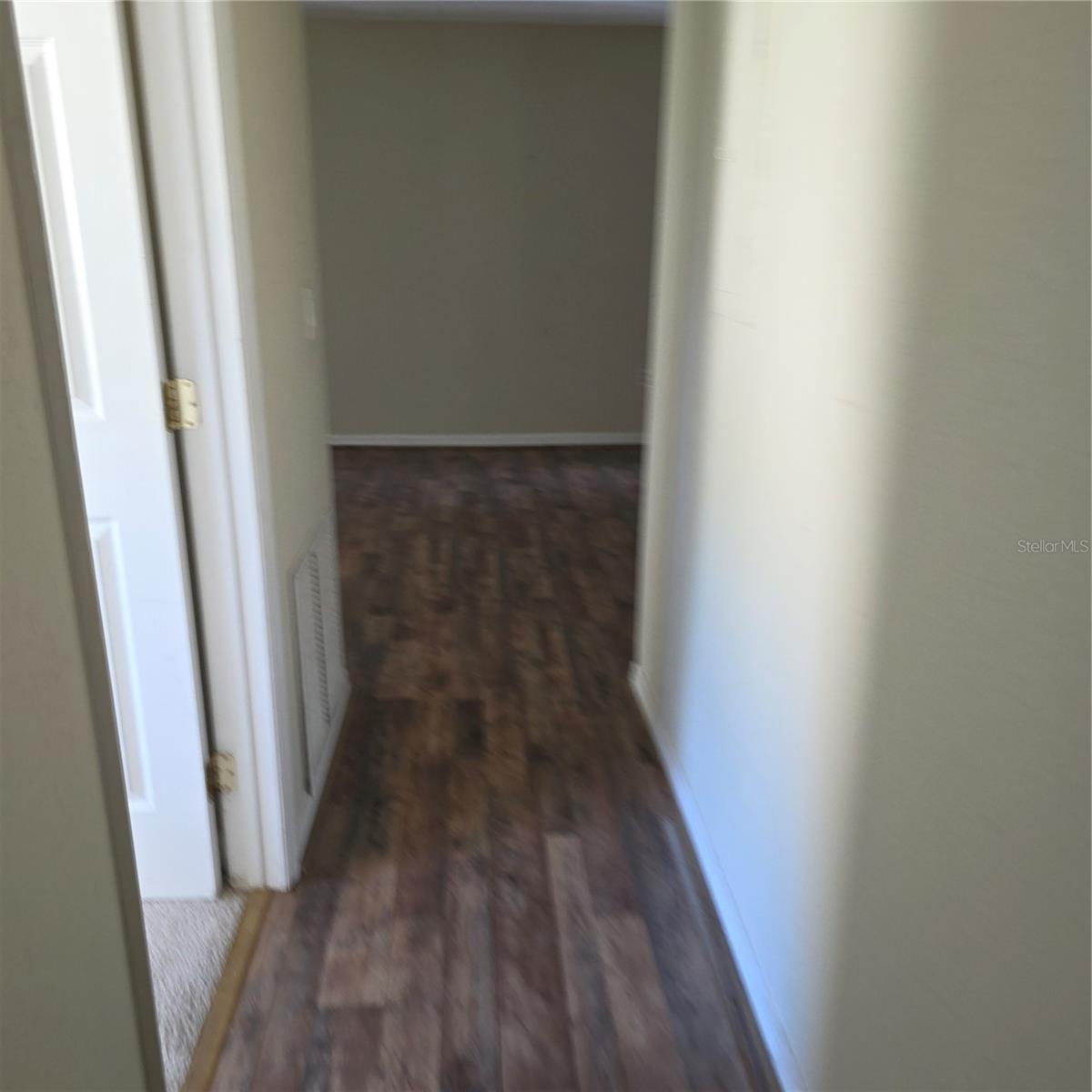 Image 12 of 17 For 922 Lake Destiny Road F