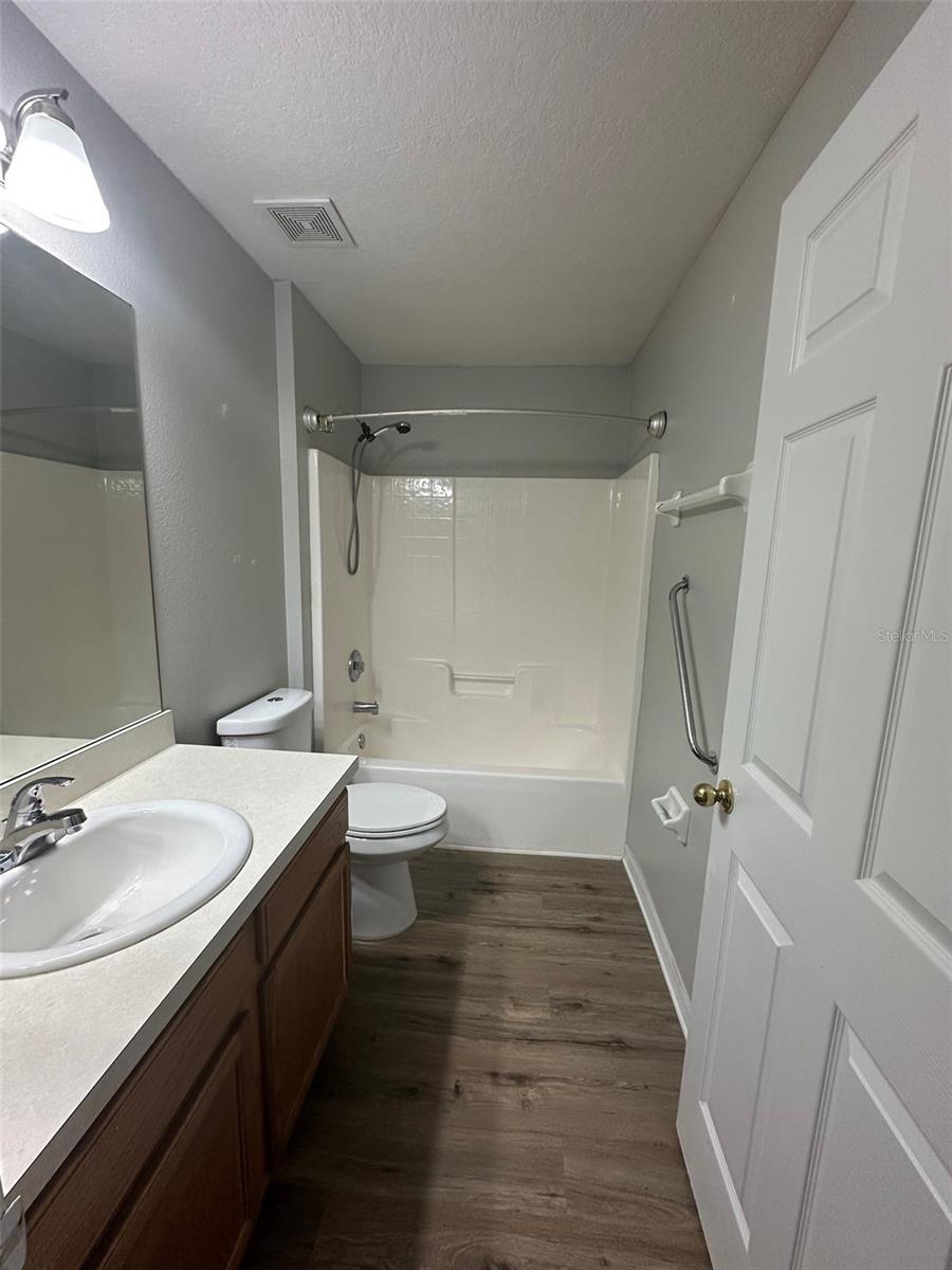 Image 17 of 21 For 1001 Lake Charles Drive