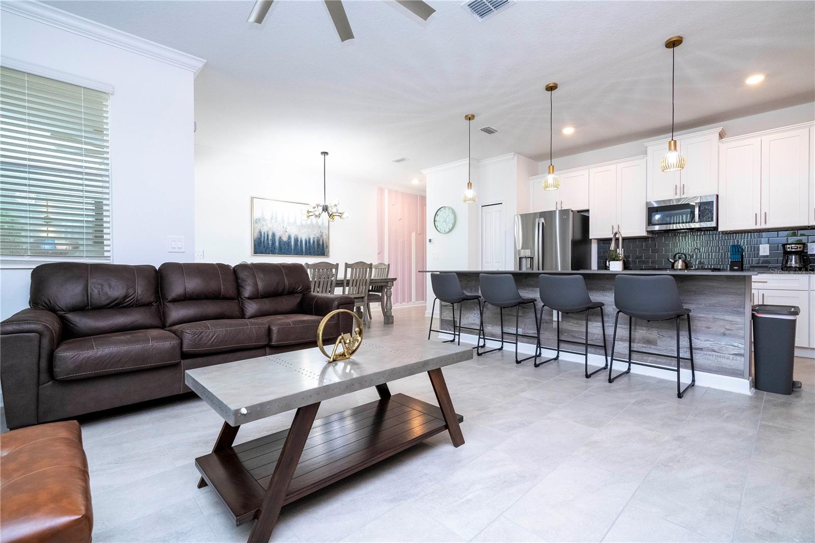 Image 12 of 61 For 4399 Scene Lane