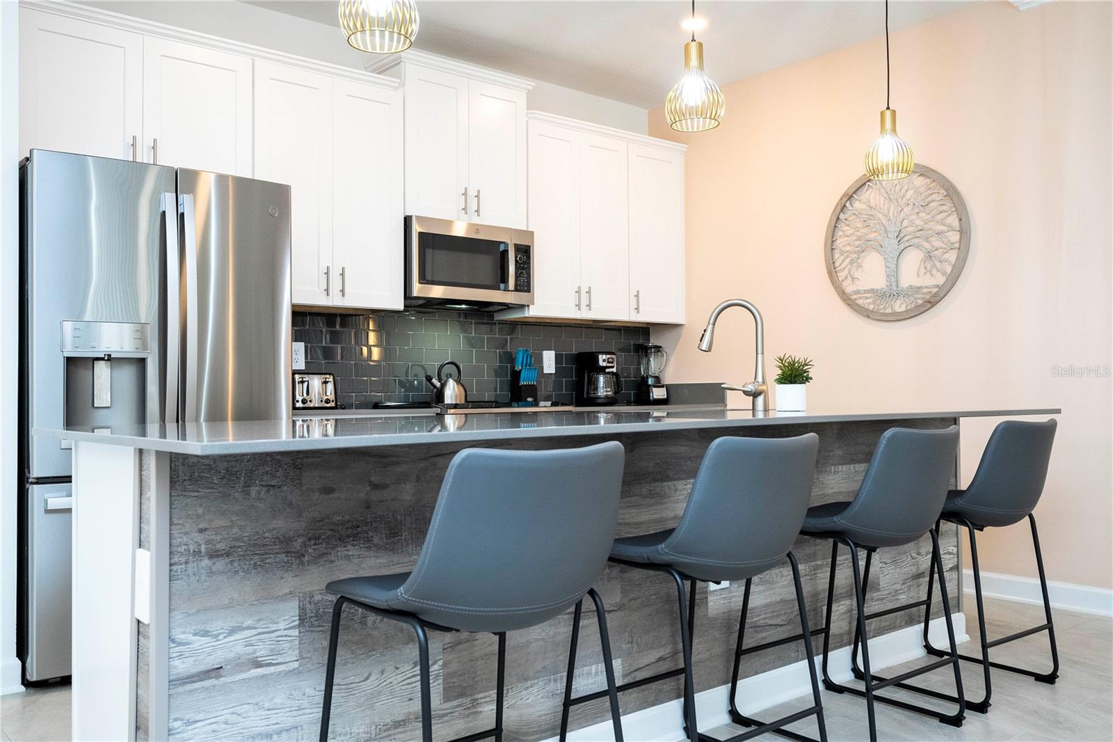 Image 14 of 61 For 4399 Scene Lane