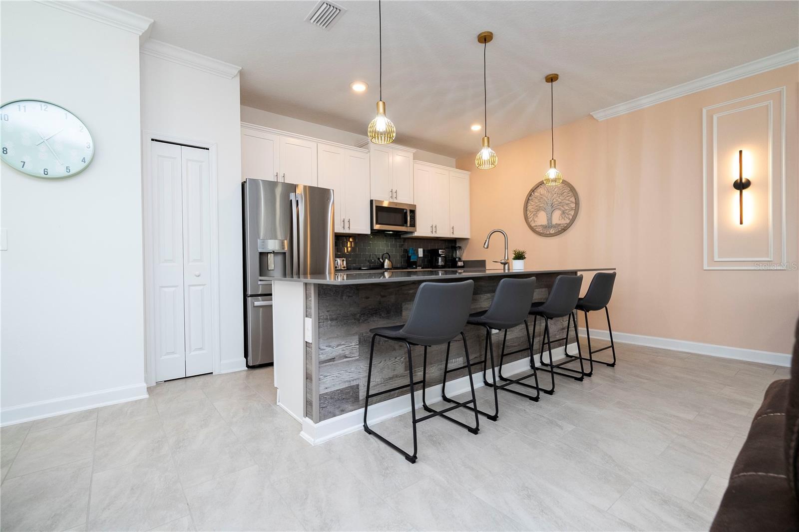 Image 19 of 61 For 4399 Scene Lane