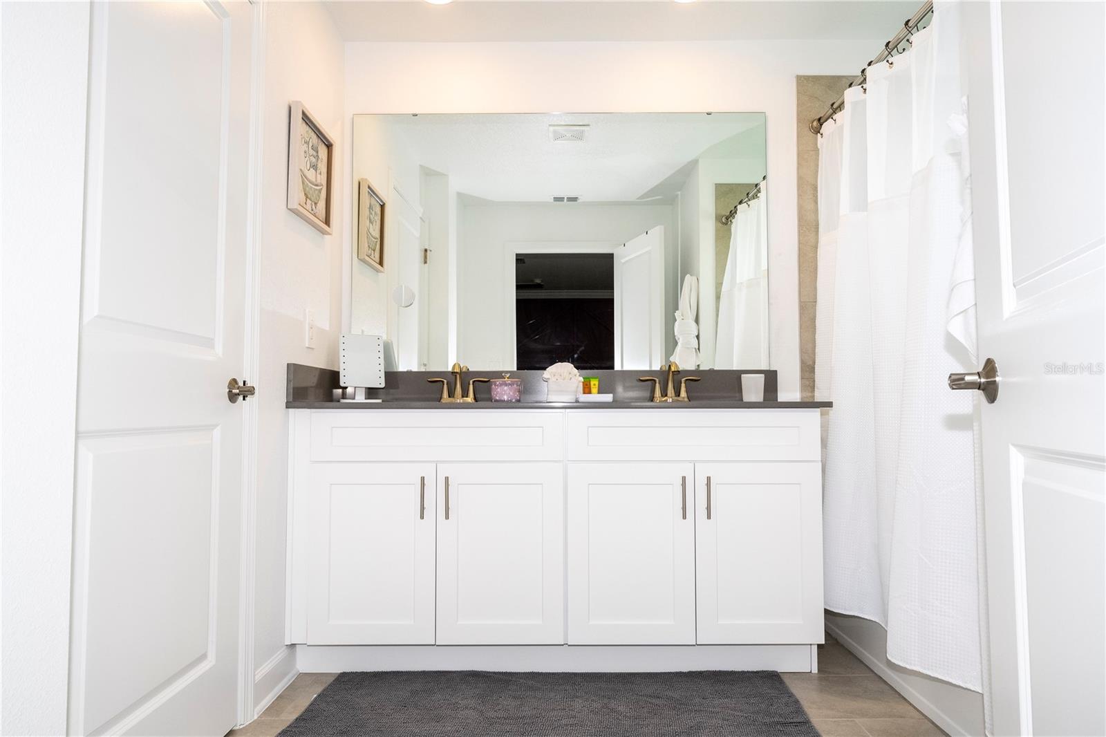 Image 41 of 61 For 4399 Scene Lane