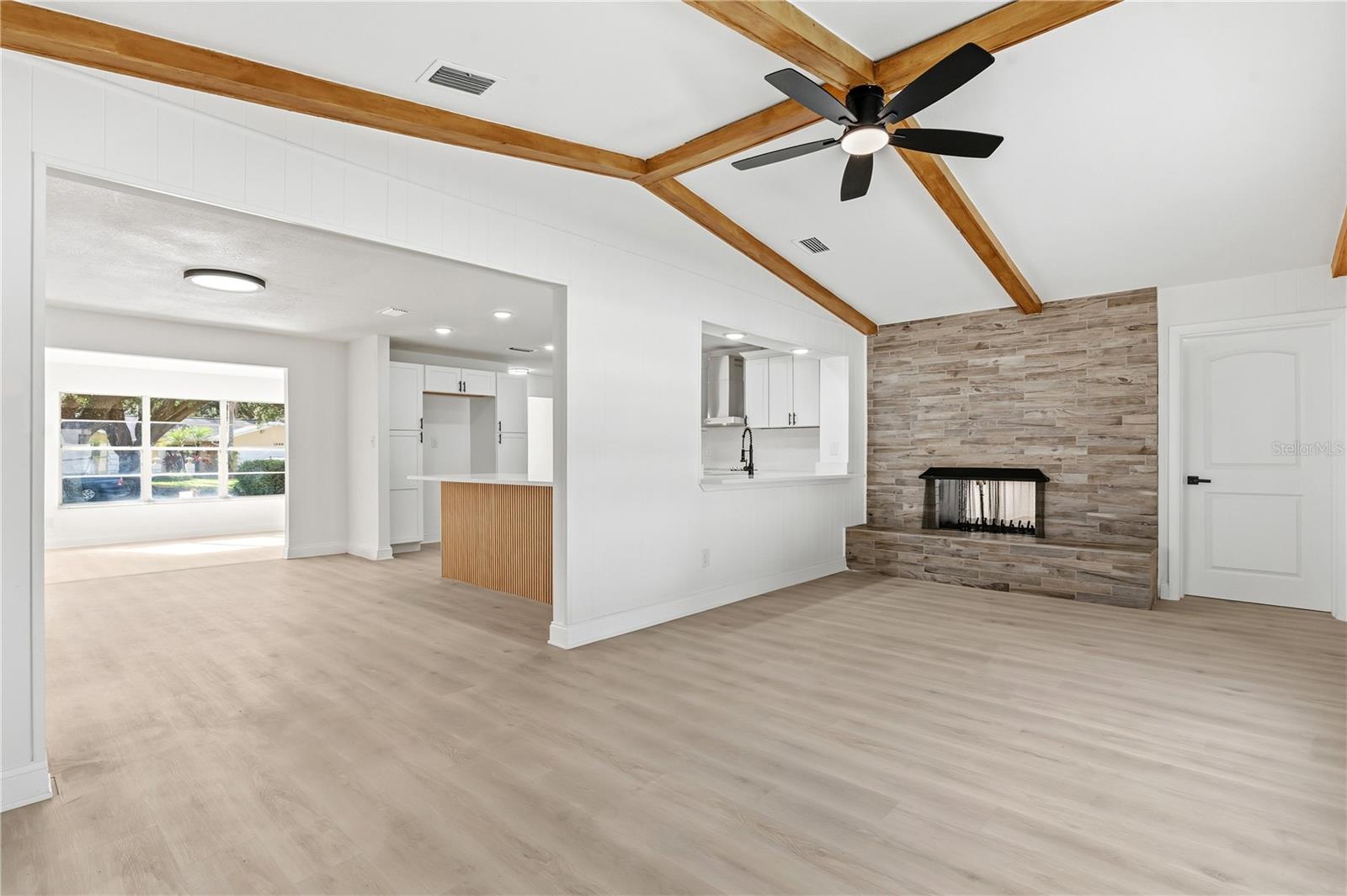 Image 8 of 47 For 1985 Japonica Road