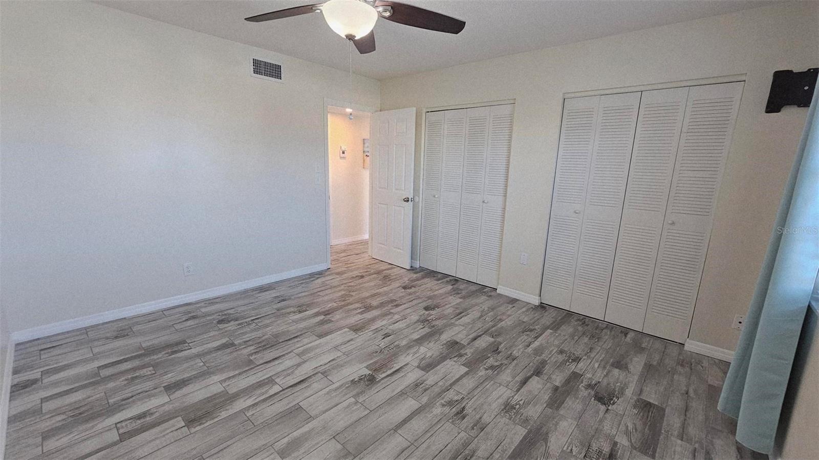 Image 16 of 20 For 78 Boundary Boulevard 179