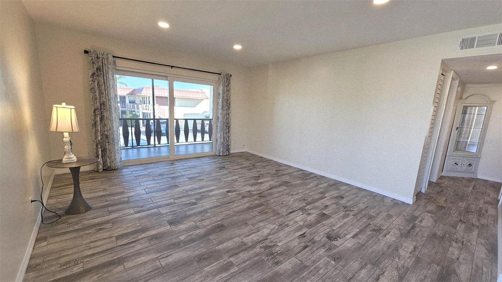 Image 3 of 20 For 78 Boundary Boulevard 179