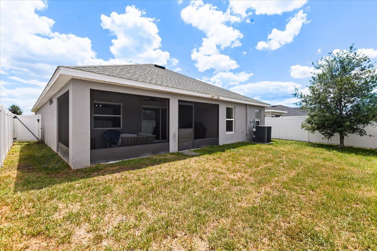 Image 25 of 29 For 1385 Mezzavalle Way