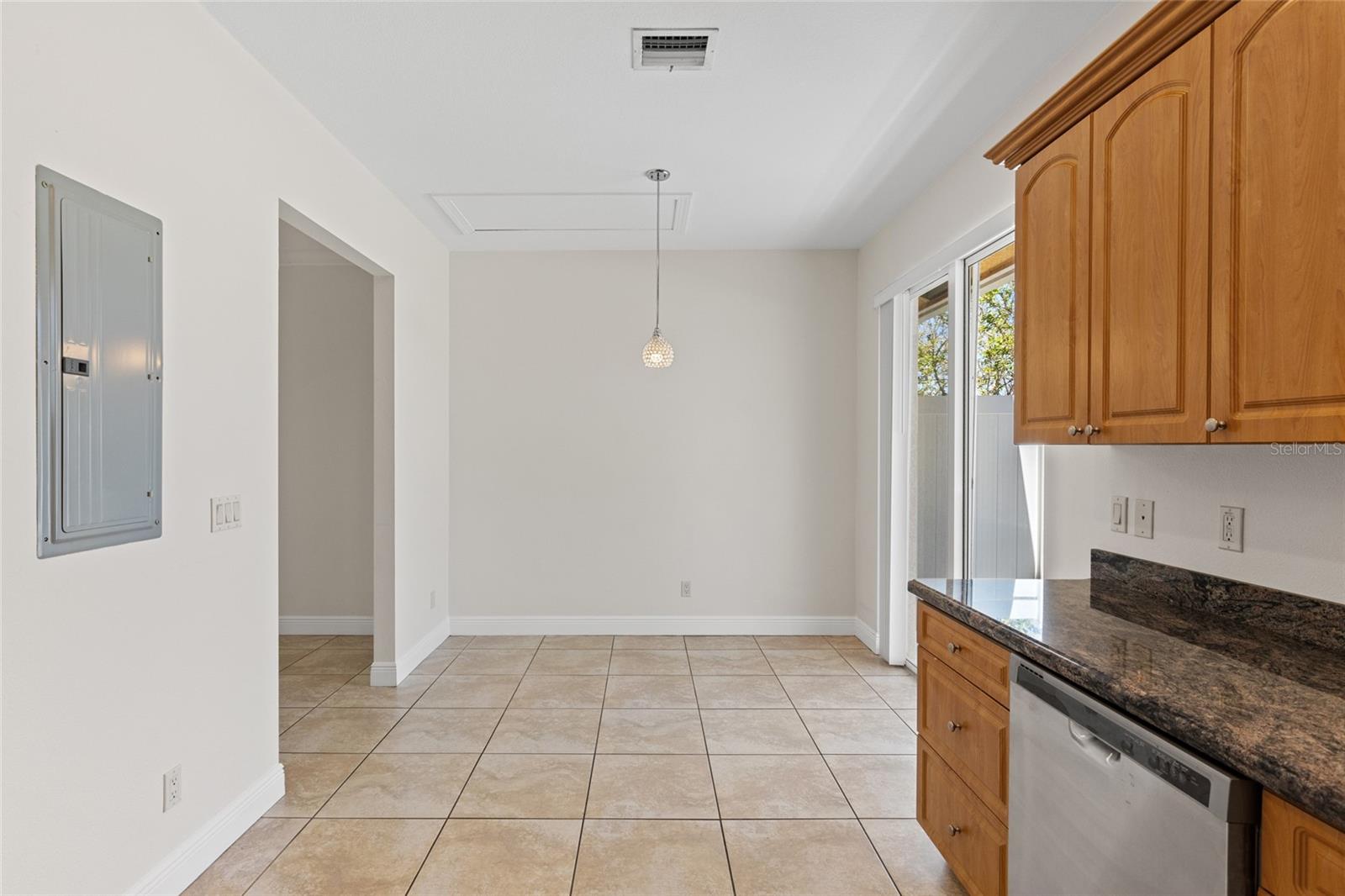 Image 17 of 32 For 1986 Mississippi