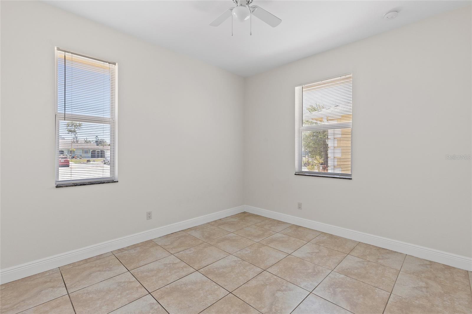 Image 24 of 32 For 1986 Mississippi