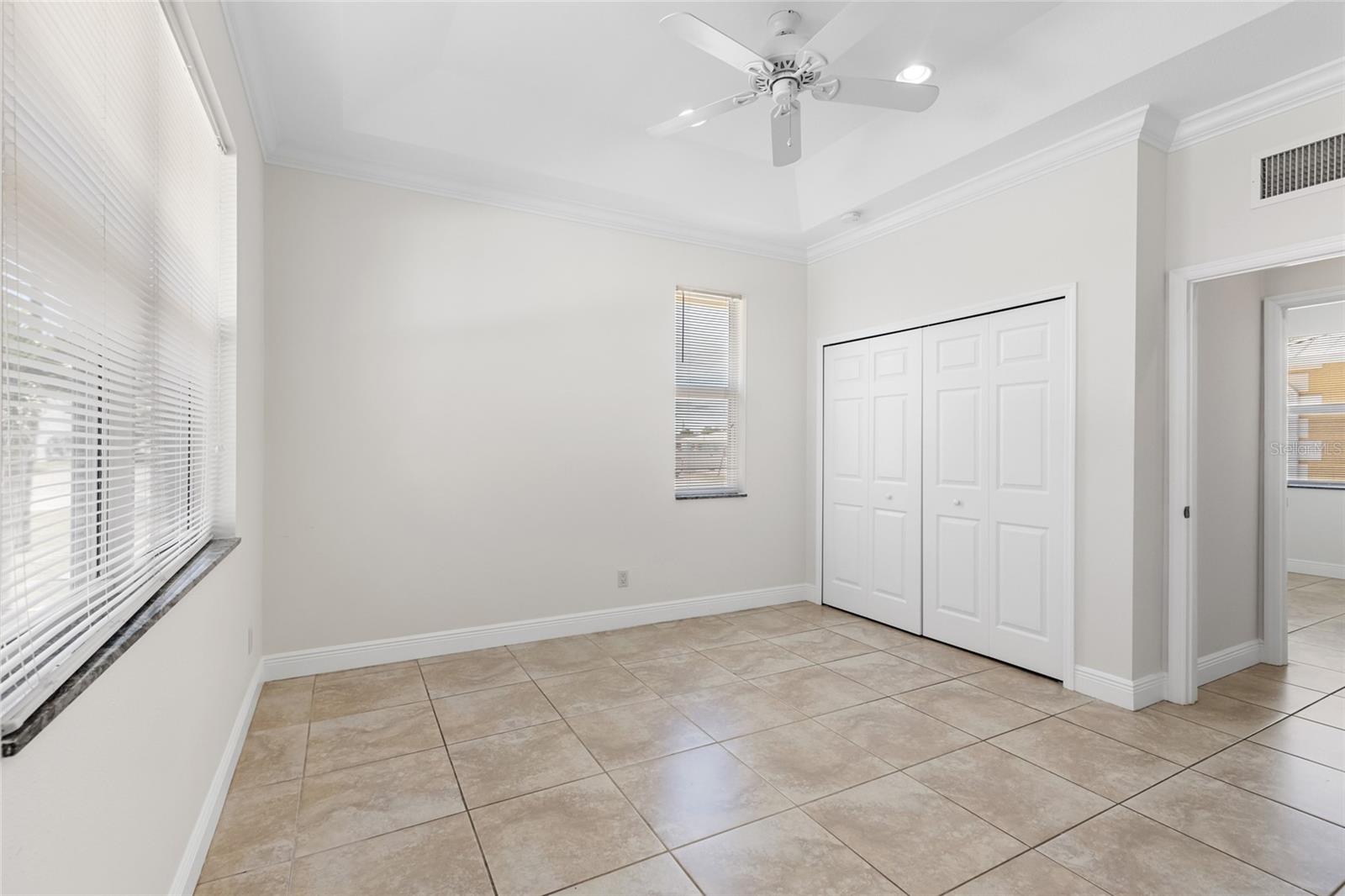 Image 31 of 32 For 1986 Mississippi