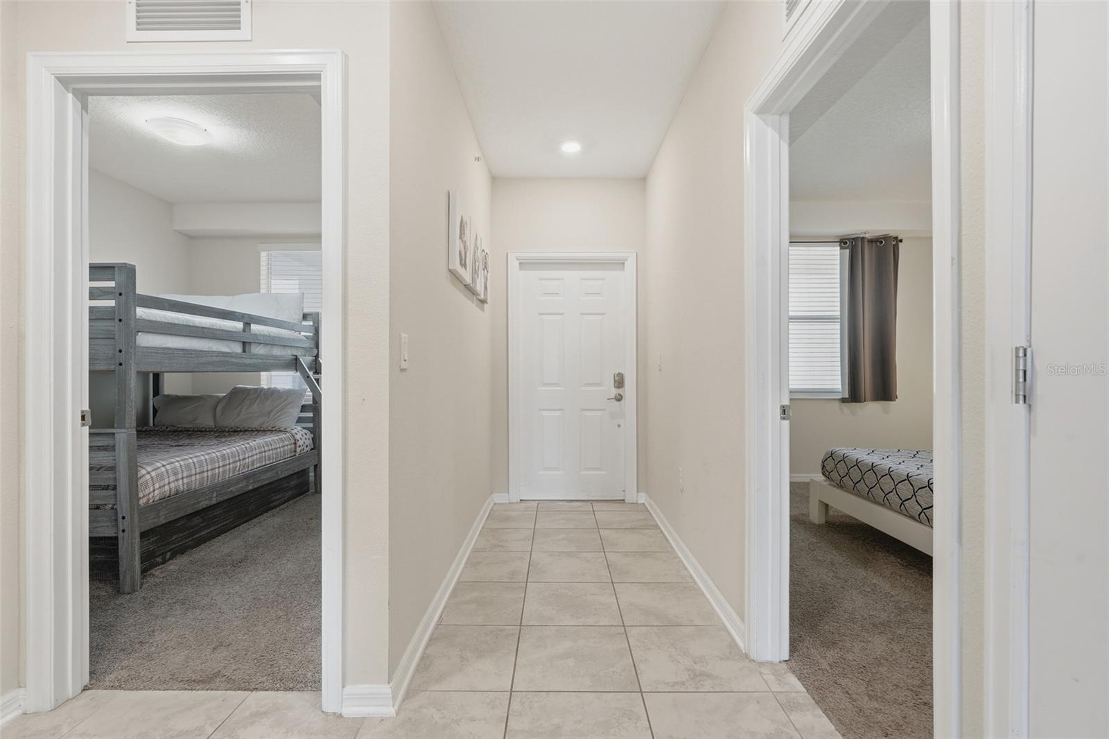 Image 10 of 34 For 3120 Paradox Circle 302