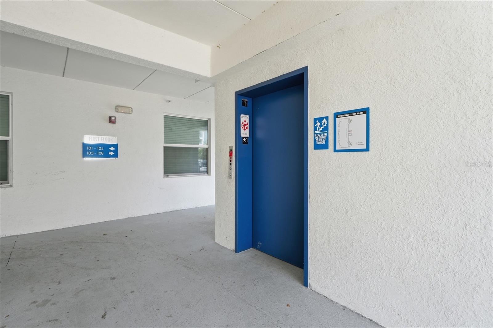 Image 7 of 34 For 3120 Paradox Circle 302