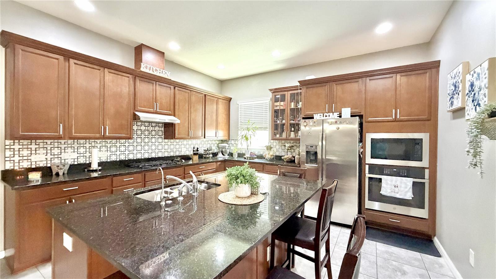 Image 5 of 21 For 9160 Olmo Court