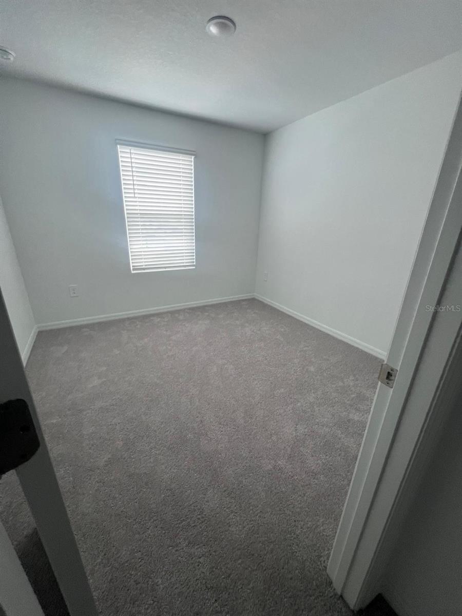 Image 11 of 19 For 424 Wayland Drive