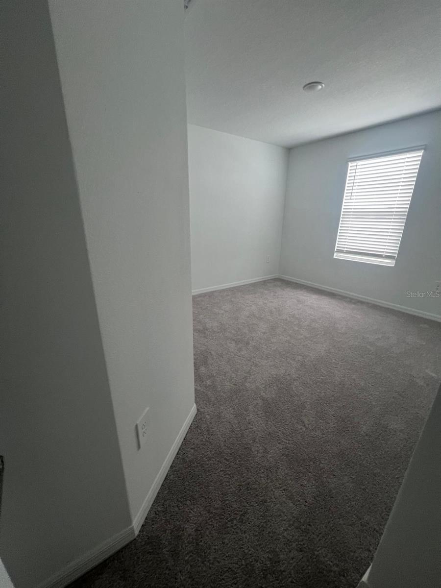 Image 12 of 19 For 424 Wayland Drive