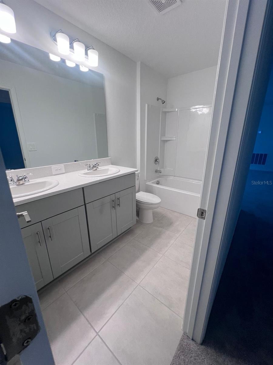 Image 15 of 19 For 424 Wayland Drive