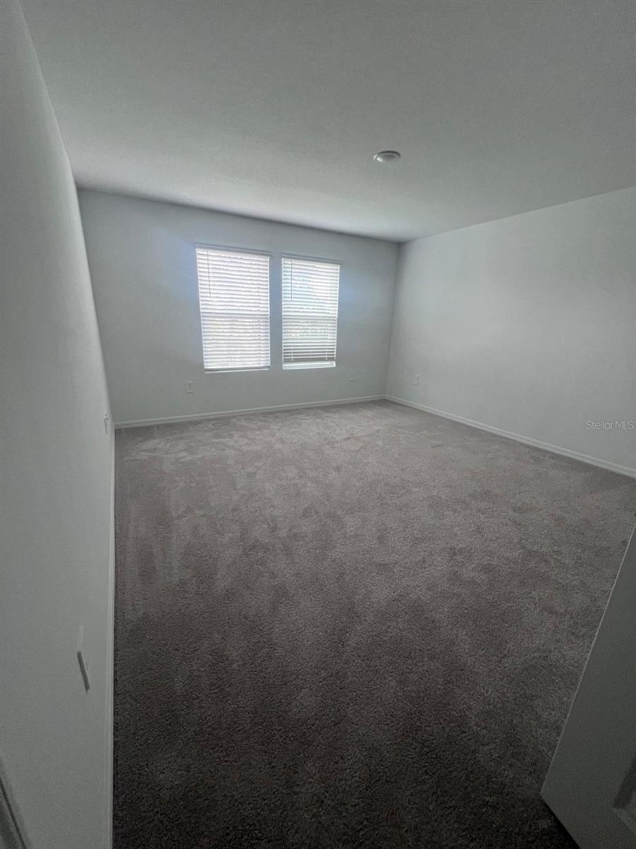 Image 6 of 19 For 424 Wayland Drive