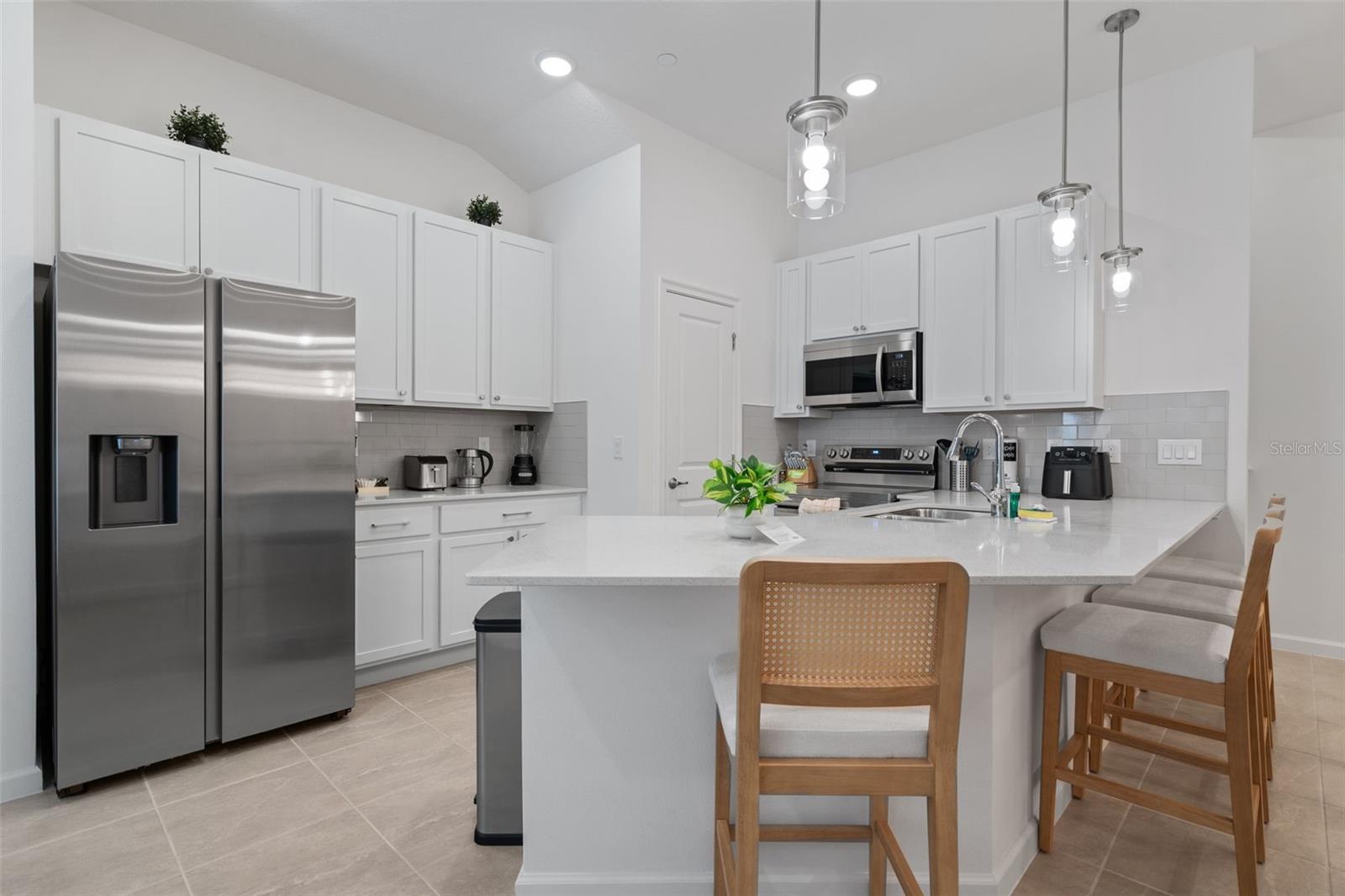 Image 11 of 52 For 10454 Ebb Tide Lane