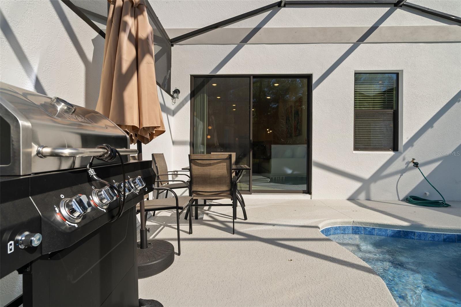 Image 16 of 52 For 10454 Ebb Tide Lane