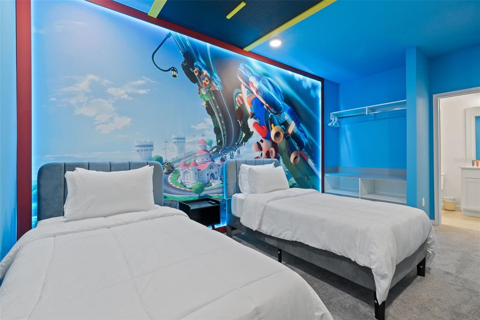 Image 23 of 52 For 10454 Ebb Tide Lane