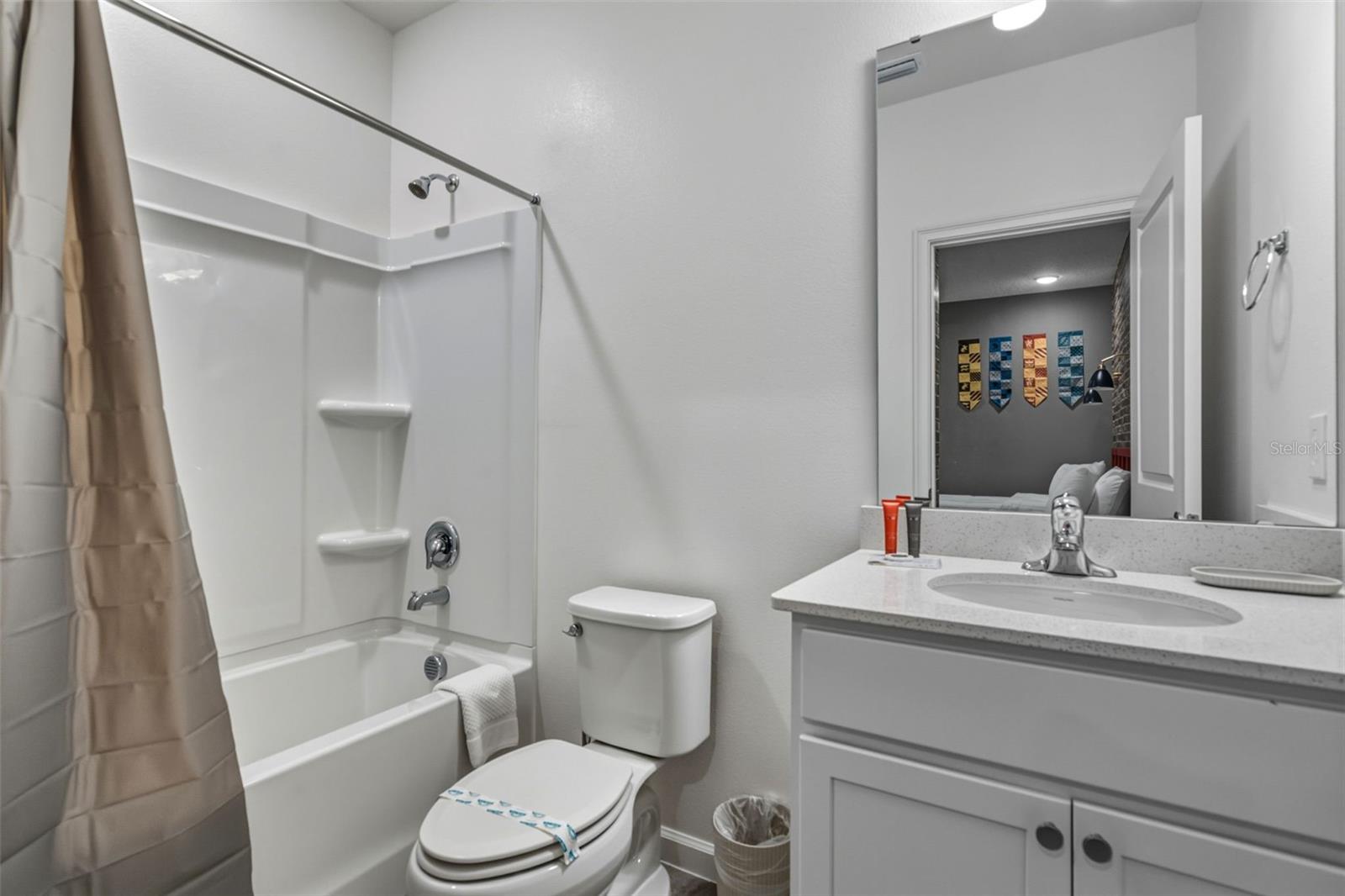 Image 30 of 52 For 10454 Ebb Tide Lane