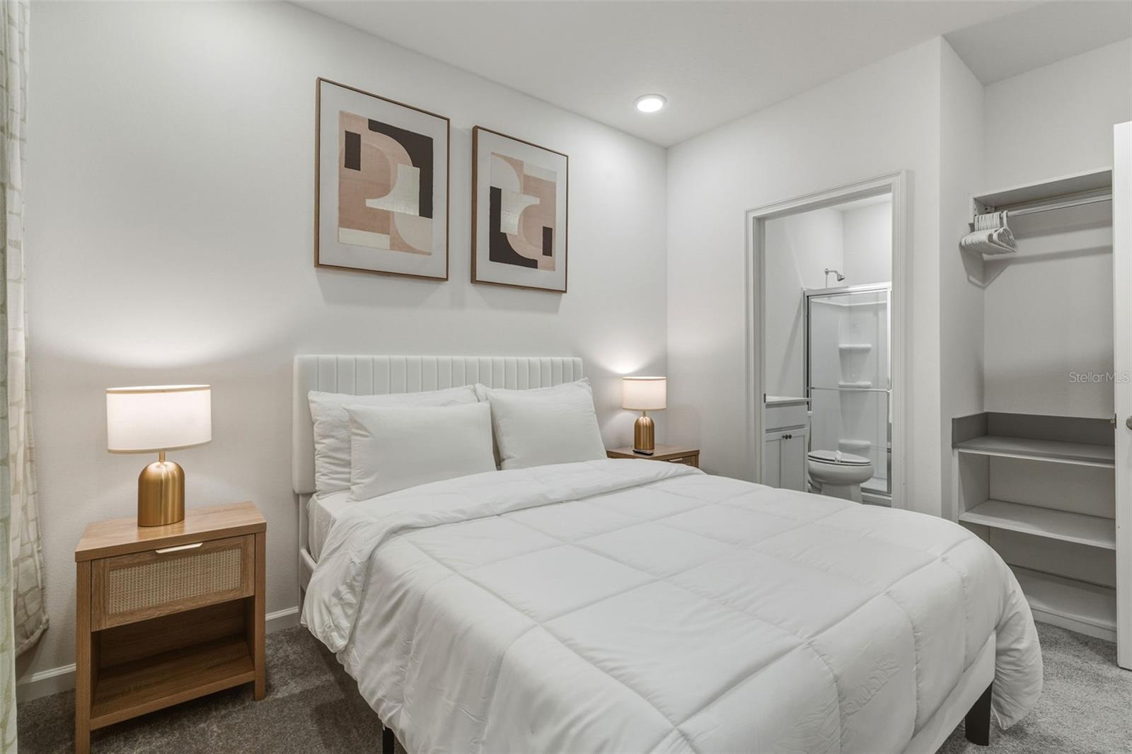 Image 33 of 52 For 10454 Ebb Tide Lane