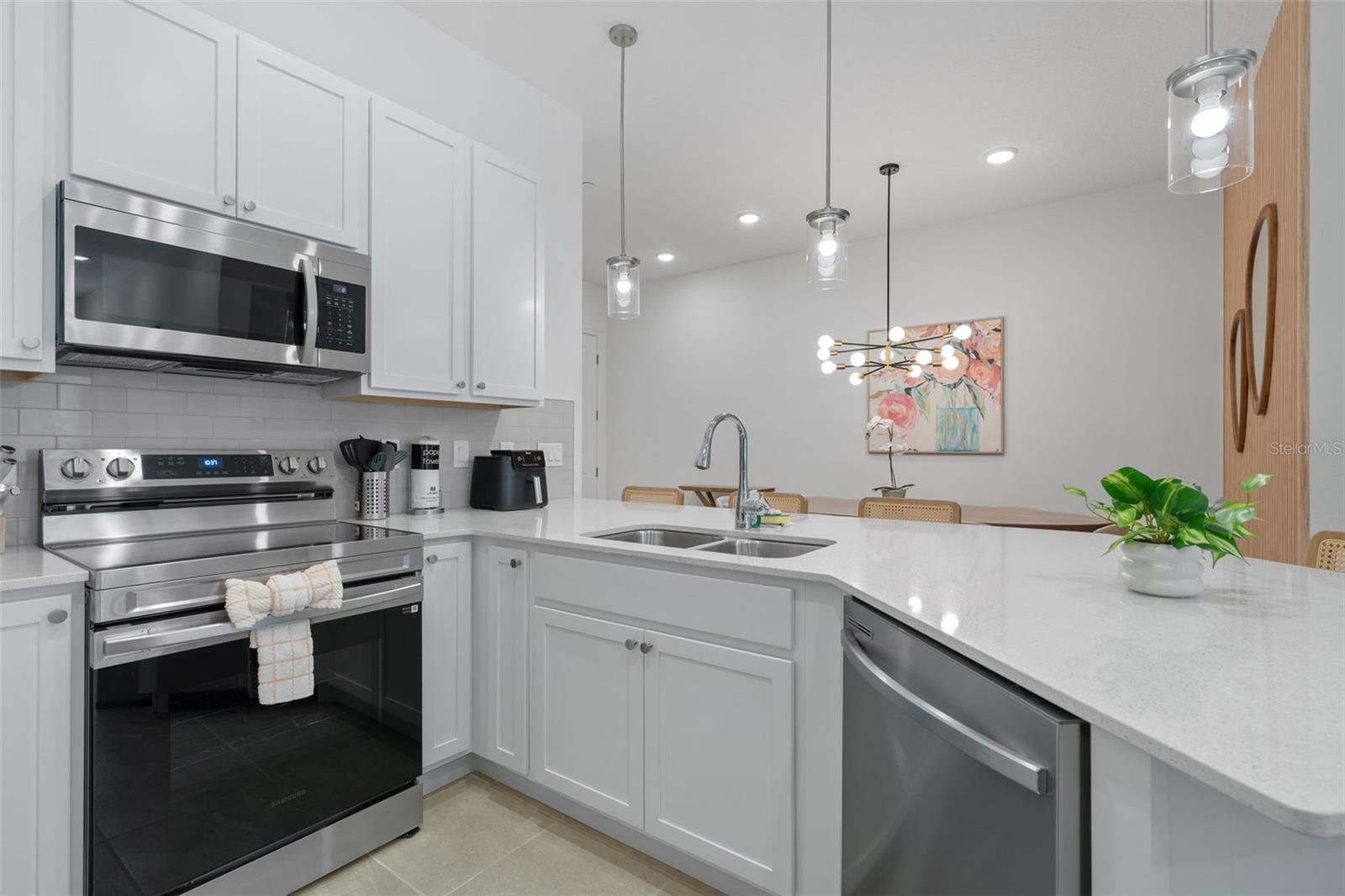 Image 9 of 52 For 10454 Ebb Tide Lane