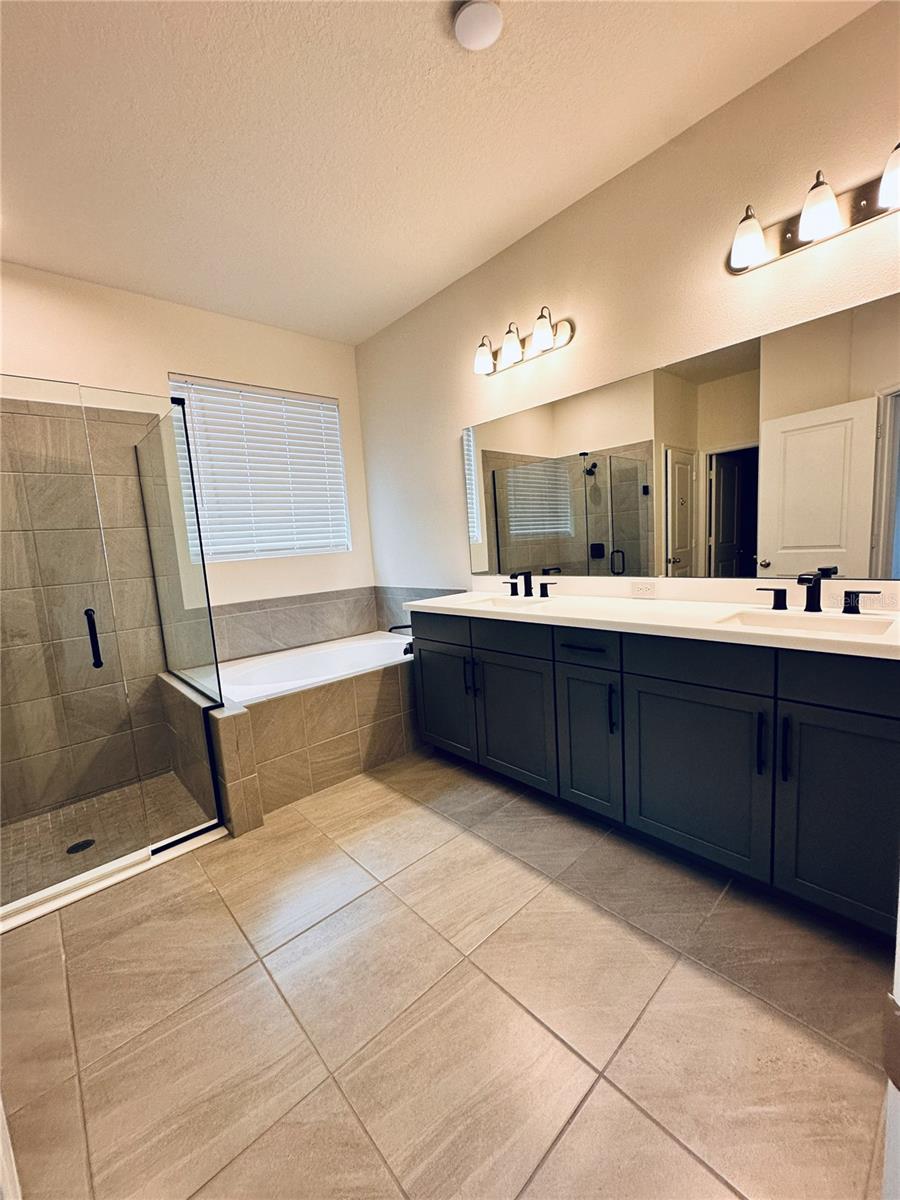 Image 21 of 31 For 1563 Sepal St