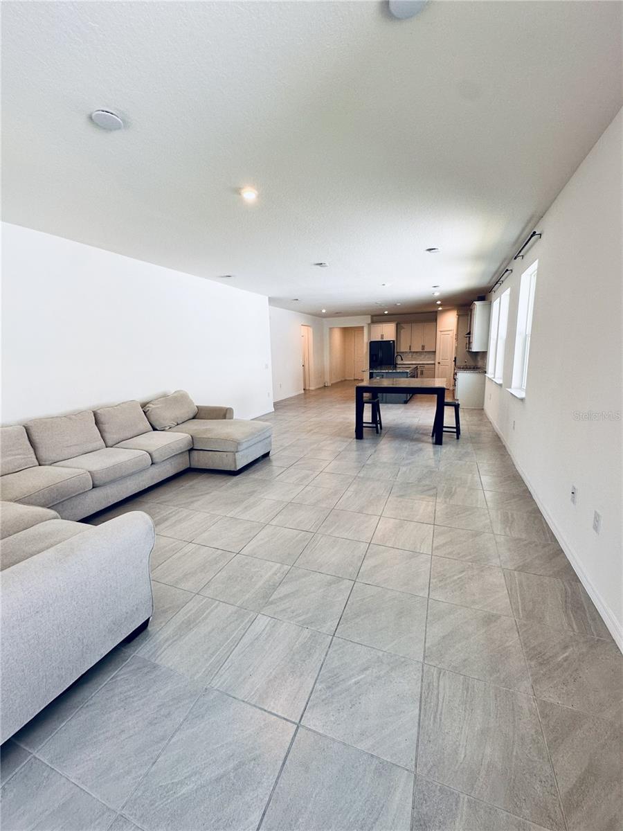 Image 9 of 31 For 1563 Sepal St