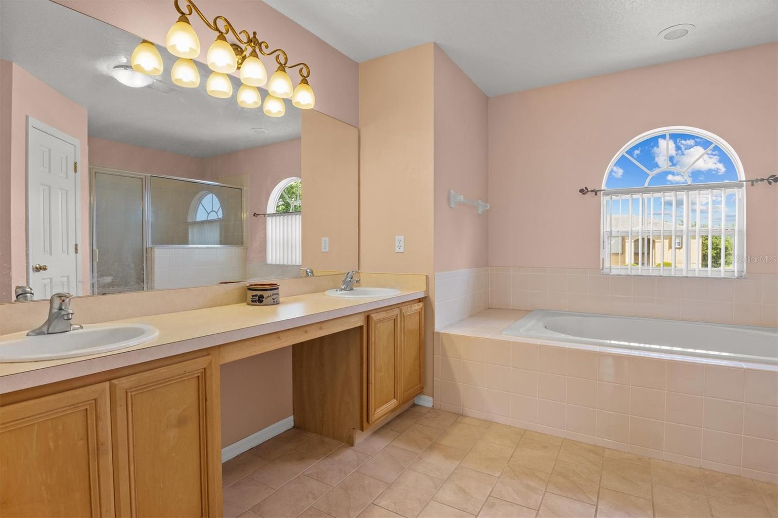 Image 18 of 50 For 5500 Willow Bend Trail