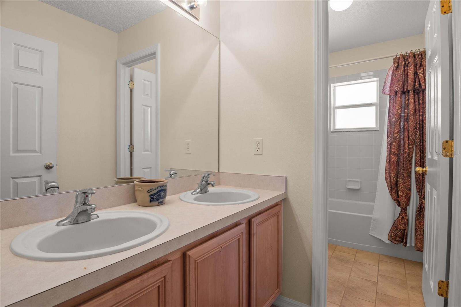 Image 22 of 50 For 5500 Willow Bend Trail