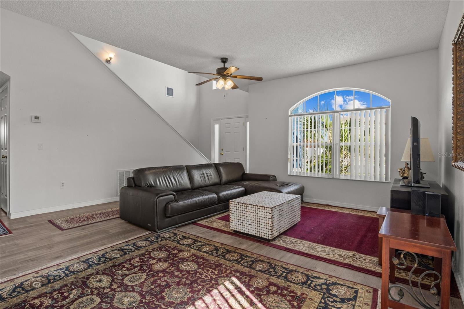 Image 4 of 50 For 5500 Willow Bend Trail