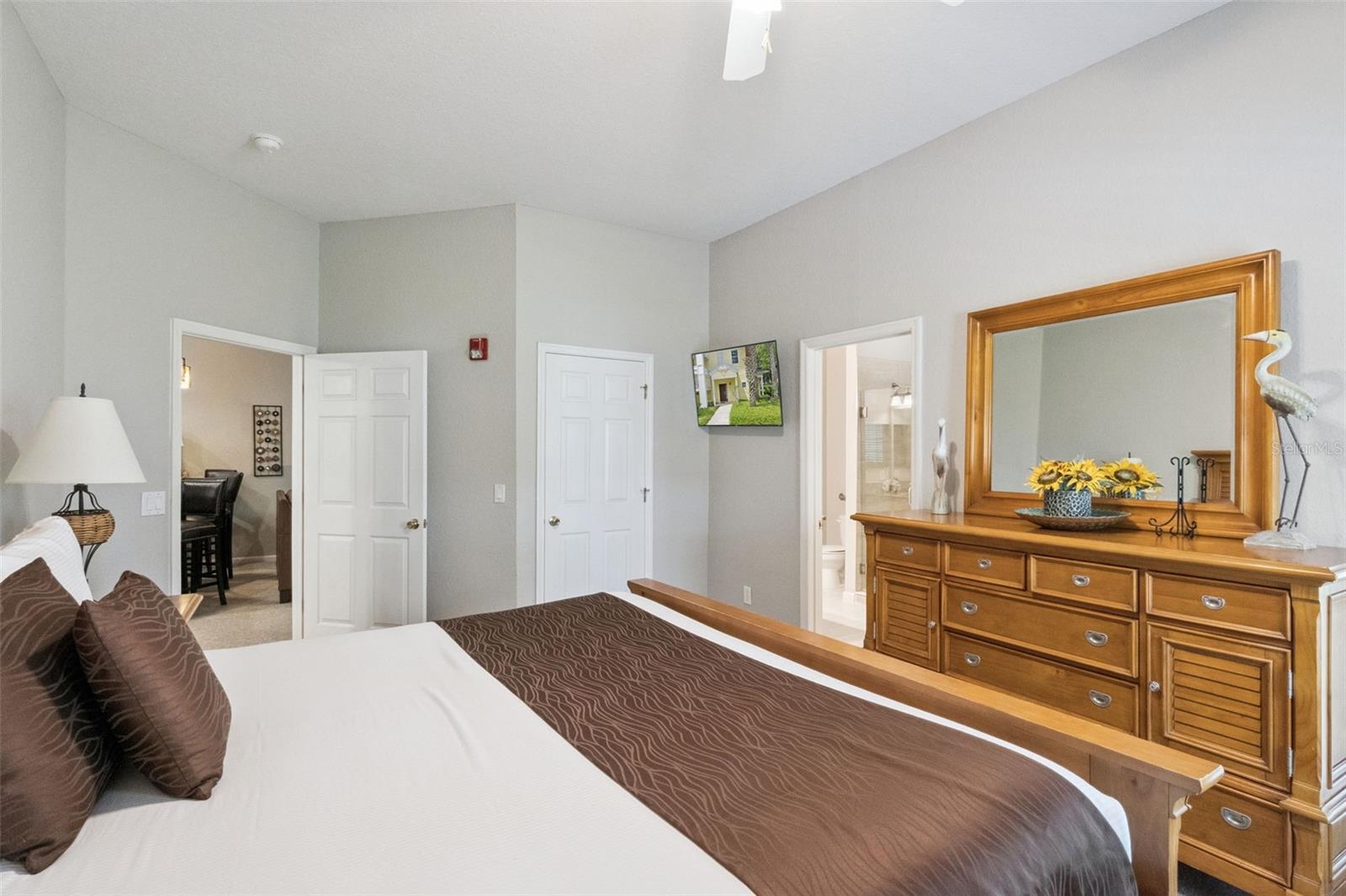 Image 10 of 50 For 106 Lucaya Loop