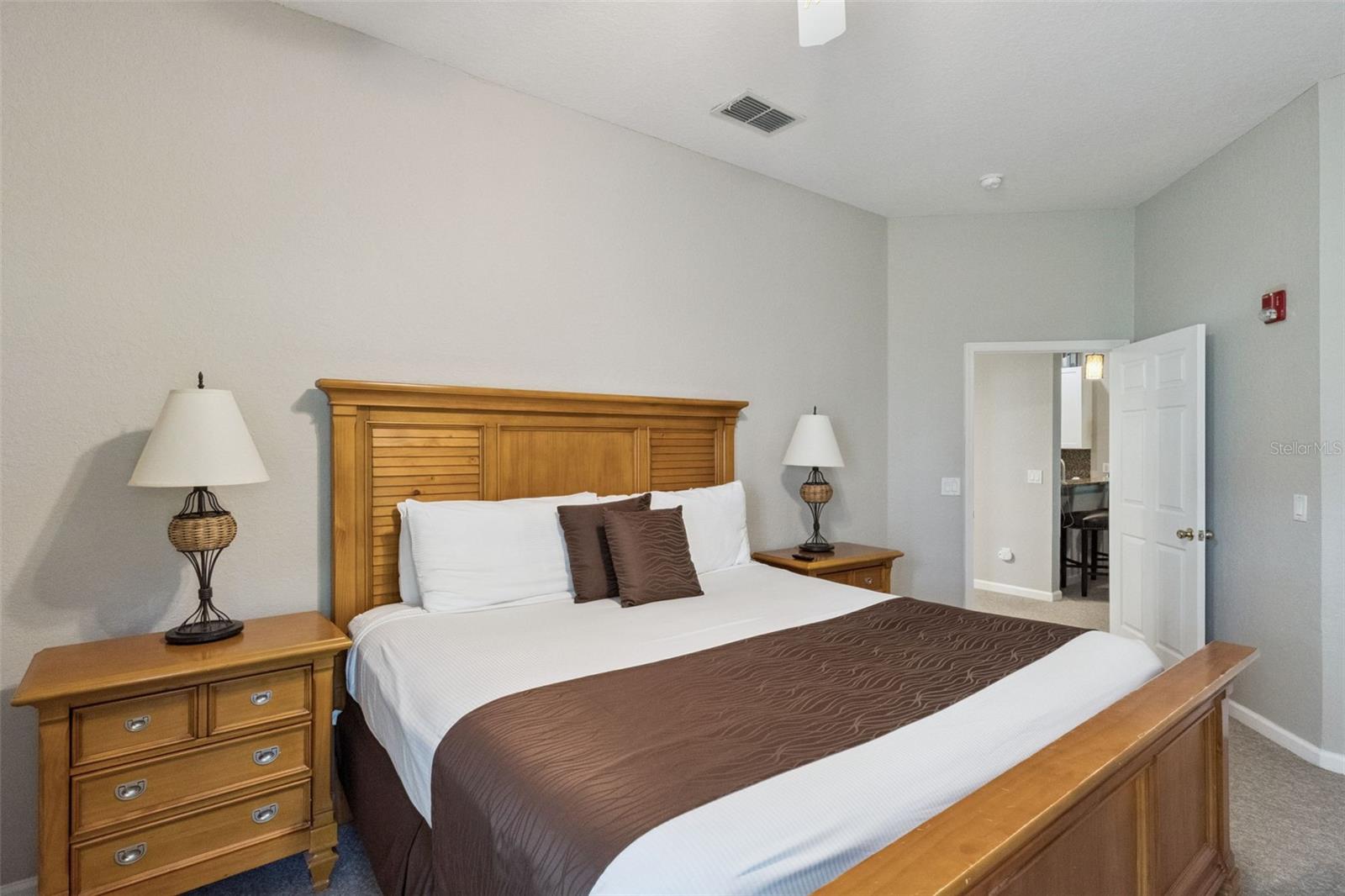 Image 11 of 50 For 106 Lucaya Loop