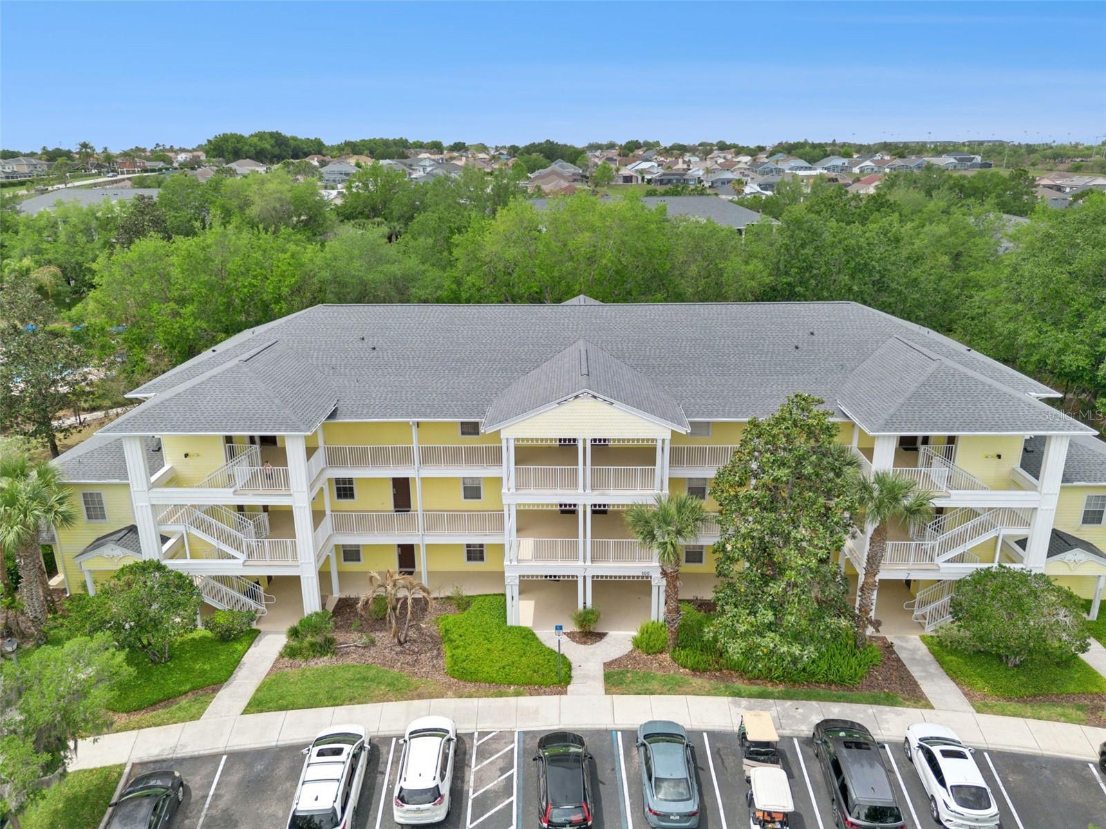 Image 27 of 50 For 106 Lucaya Loop