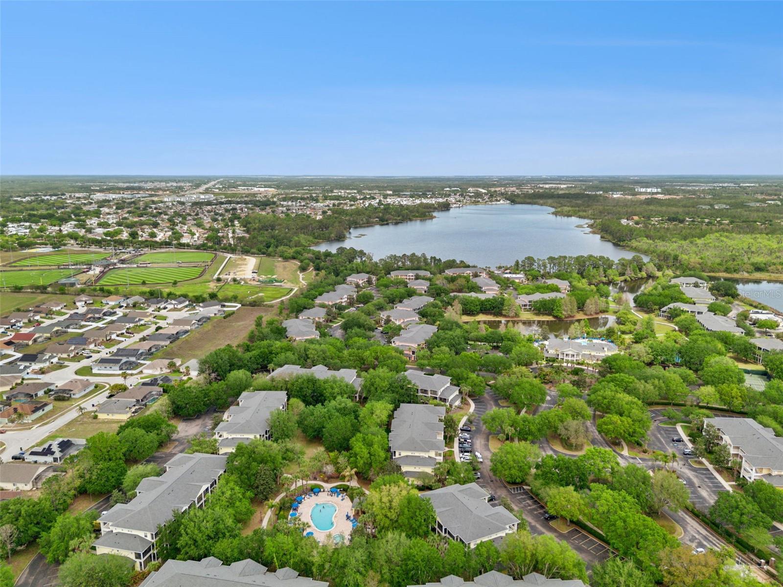 Image 29 of 50 For 106 Lucaya Loop