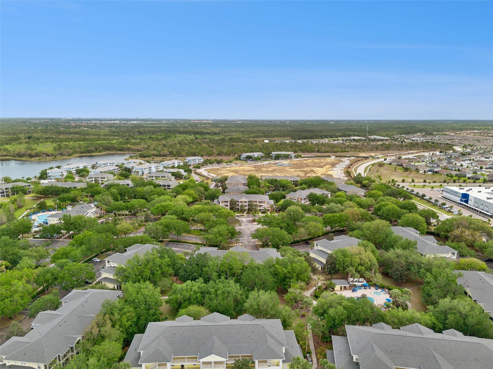 Image 35 of 50 For 106 Lucaya Loop