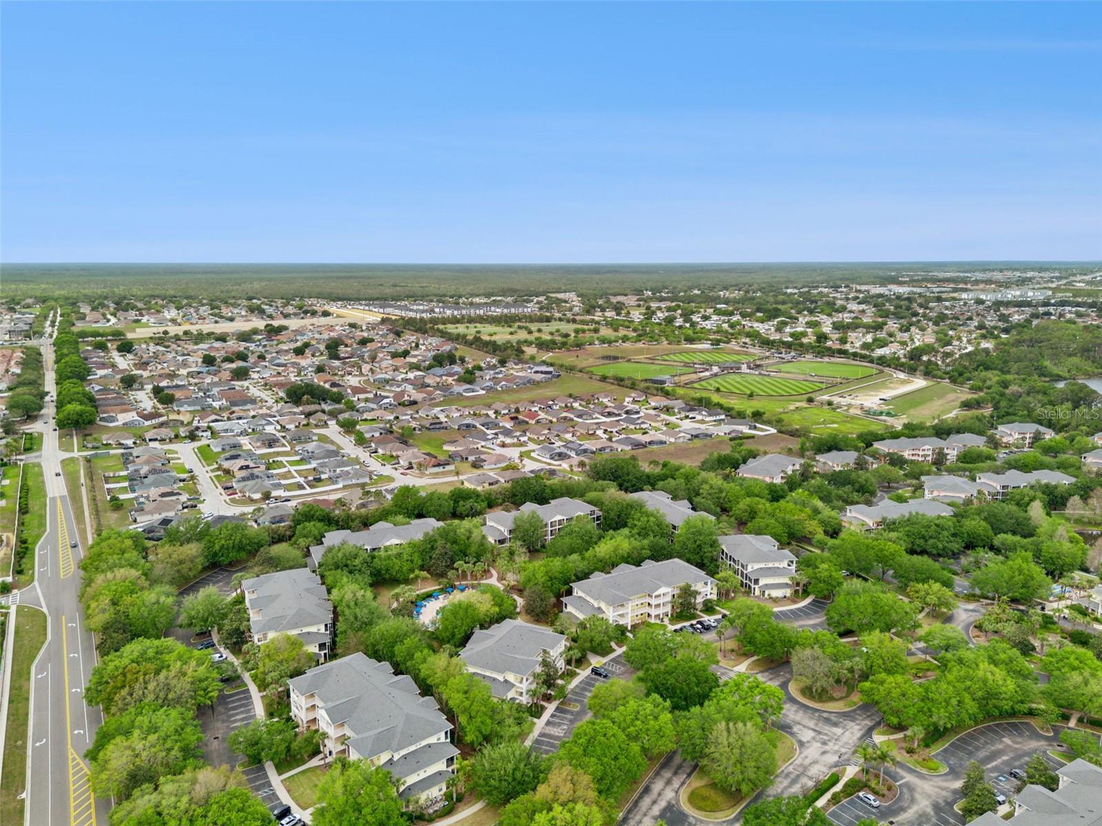 Image 36 of 50 For 106 Lucaya Loop