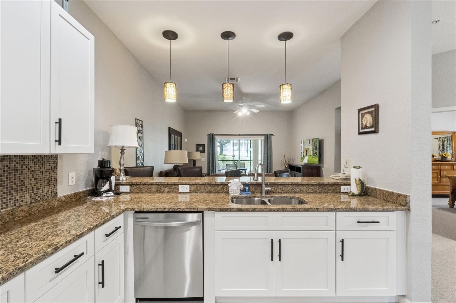 Image 9 of 50 For 106 Lucaya Loop