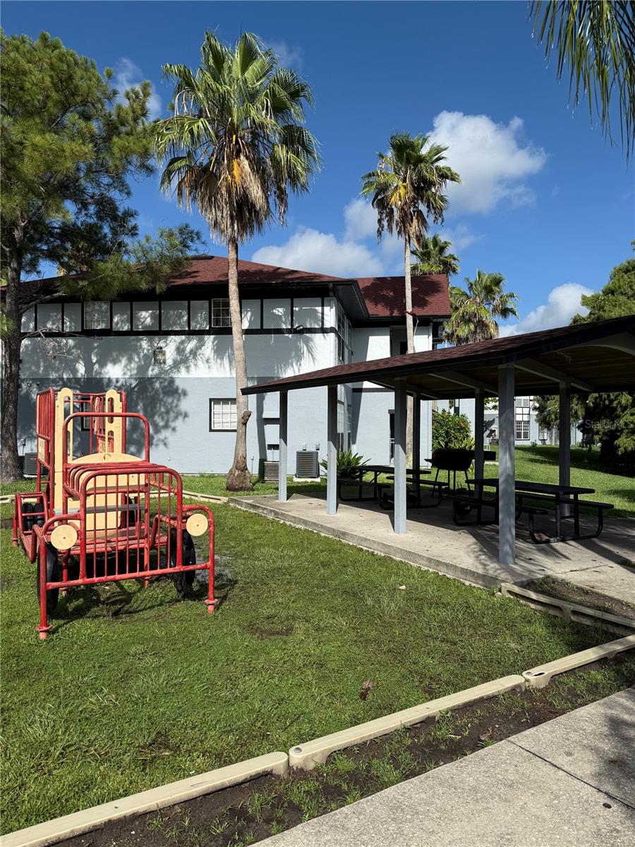 Image 17 of 17 For 3712 Castle Pines Lane 4137