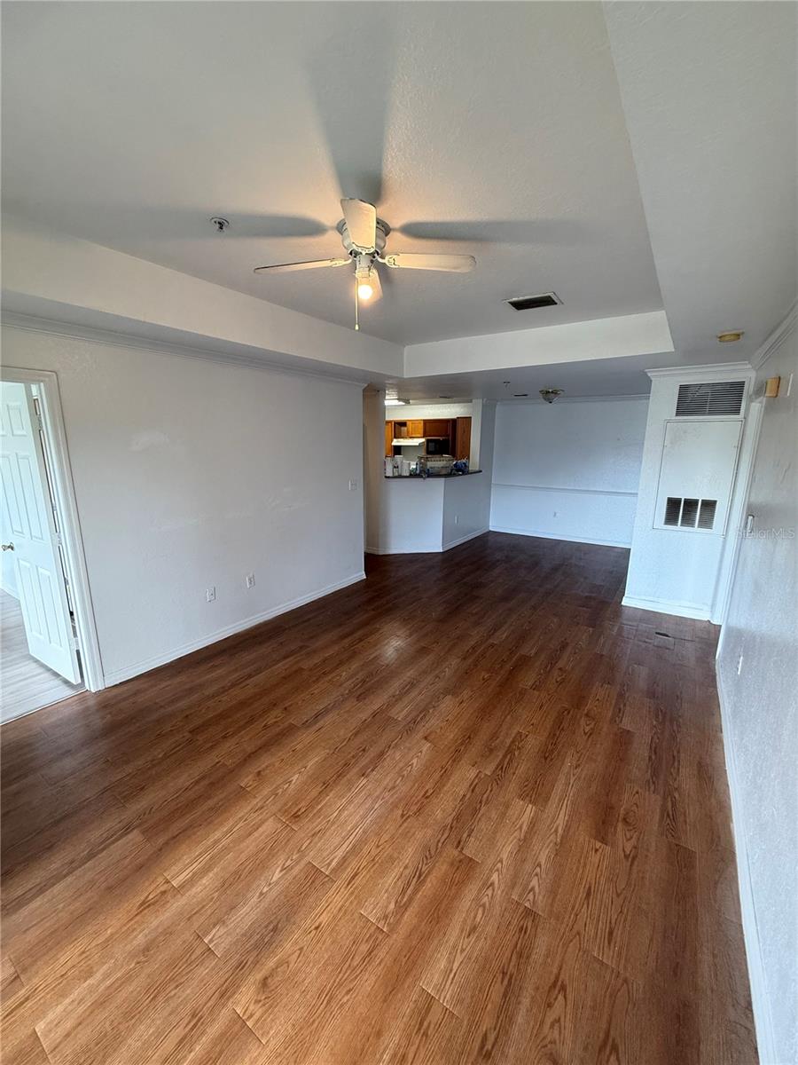 Image 5 of 17 For 3712 Castle Pines Lane 4137