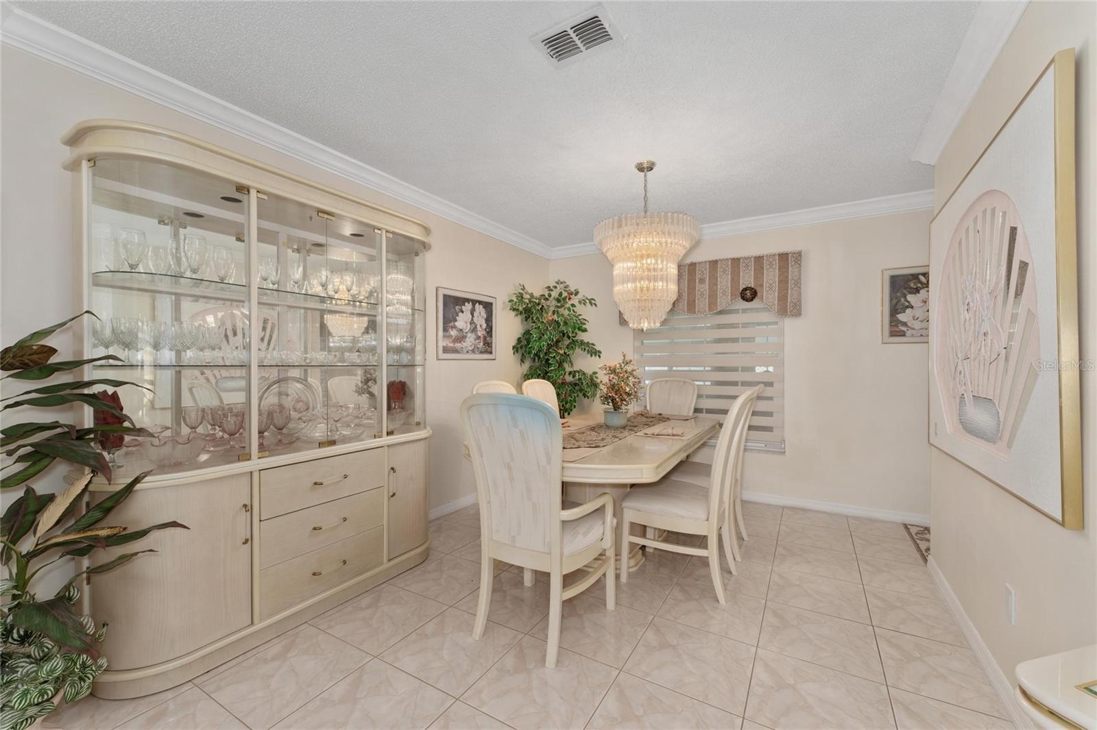 Image 16 of 36 For 2779 Muscatello Street