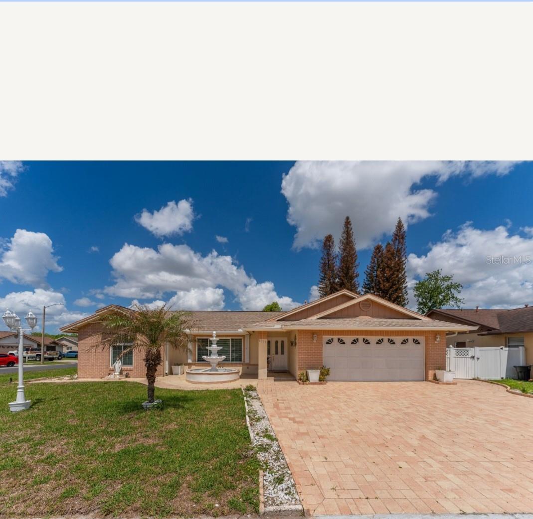 Image 2 of 36 For 2779 Muscatello Street