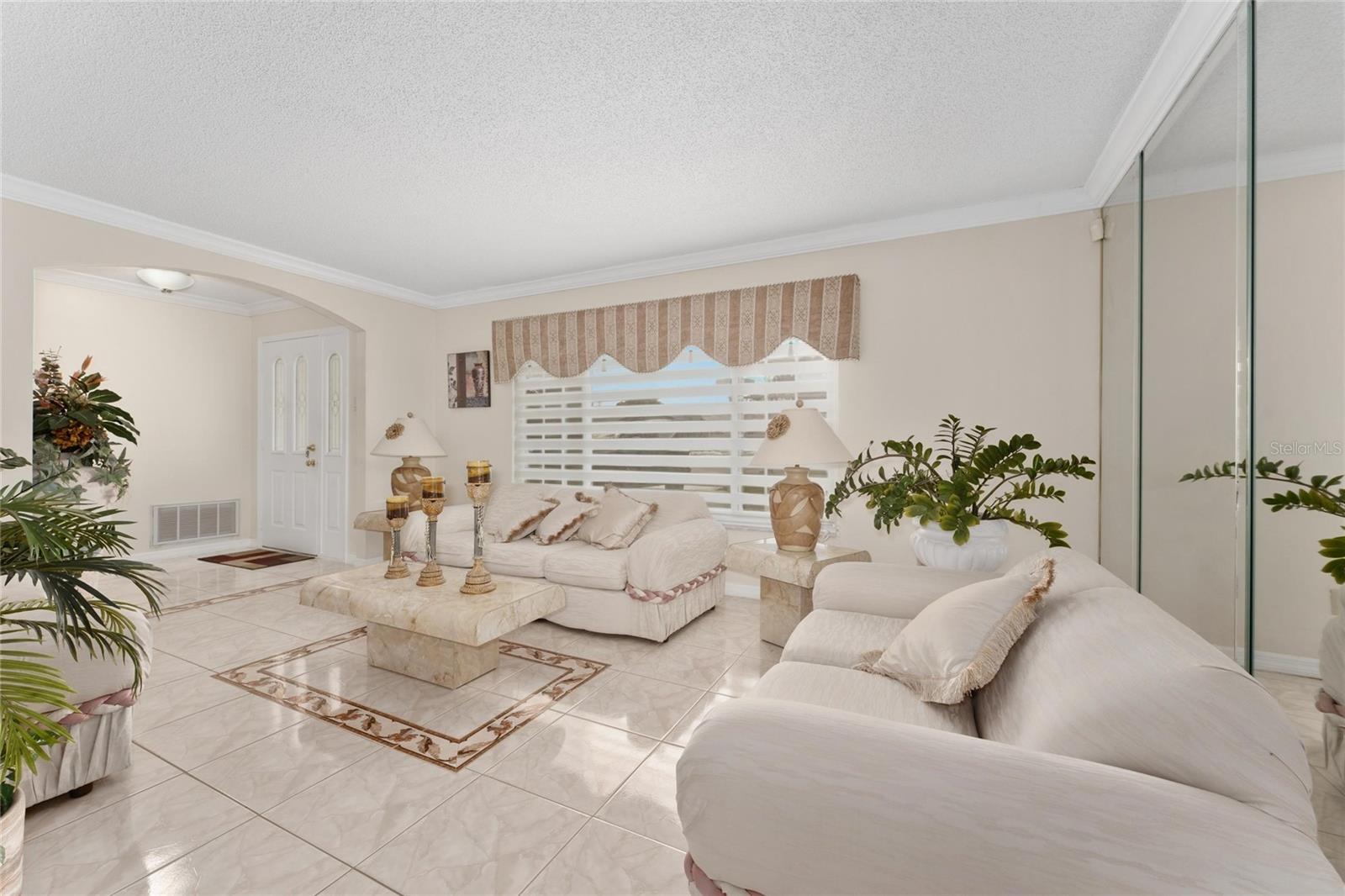 Image 9 of 36 For 2779 Muscatello Street