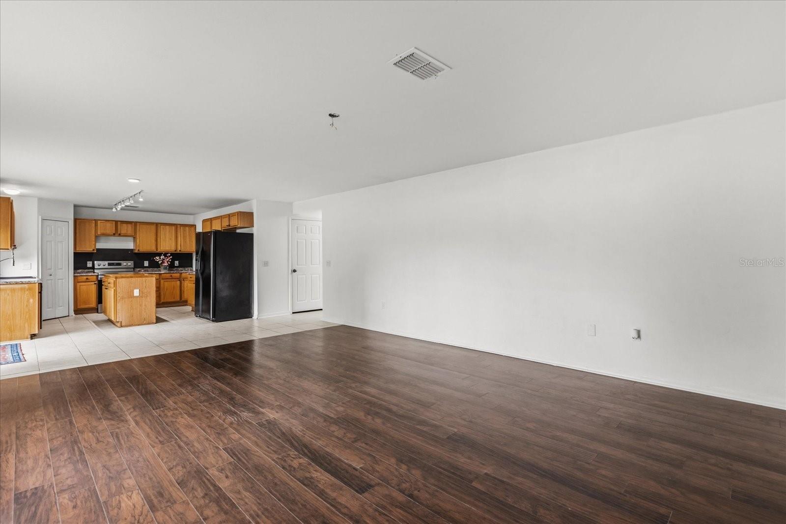 Image 13 of 46 For 1780 Howland Boulevard