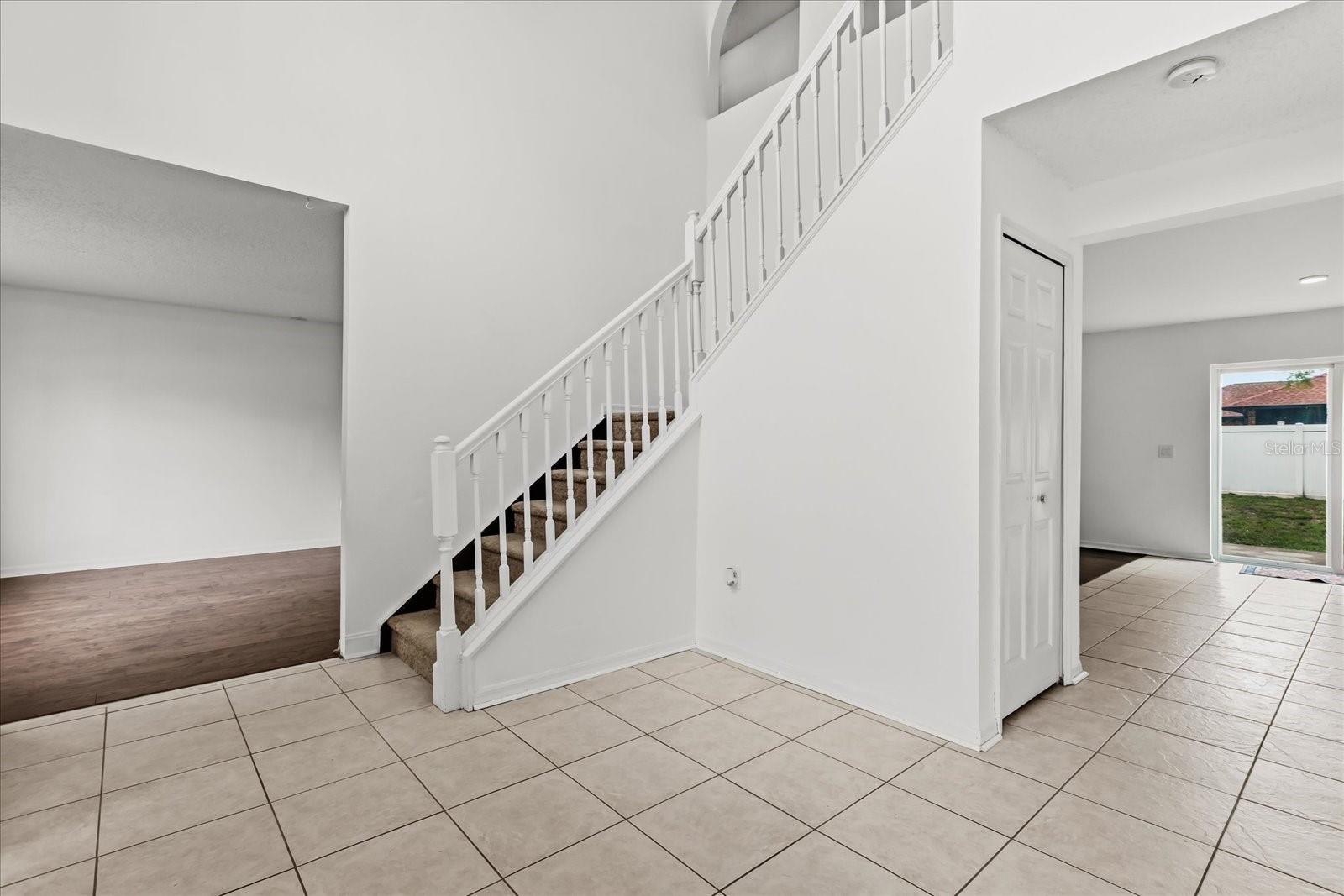 Image 3 of 46 For 1780 Howland Boulevard