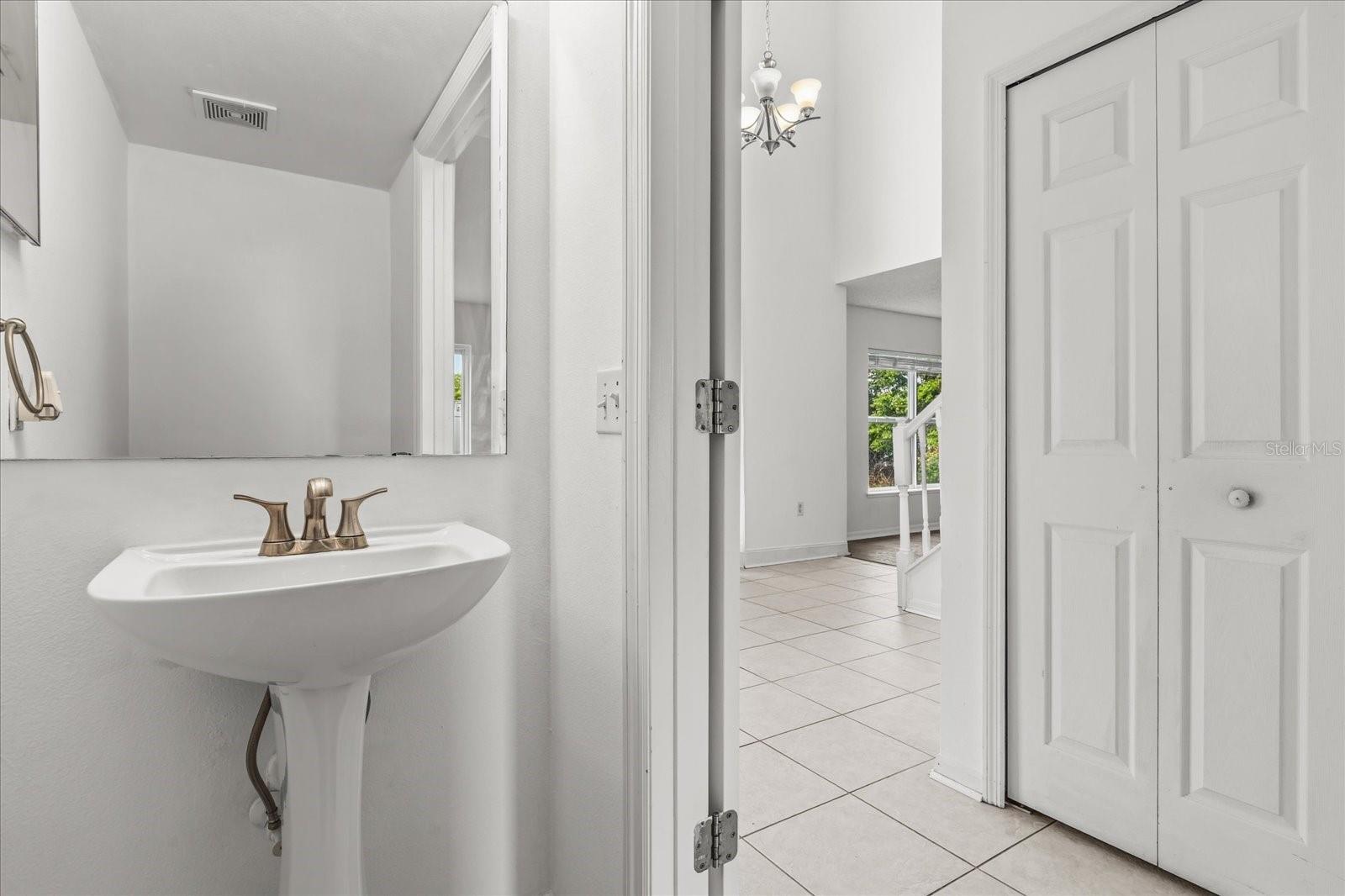 Image 38 of 46 For 1780 Howland Boulevard