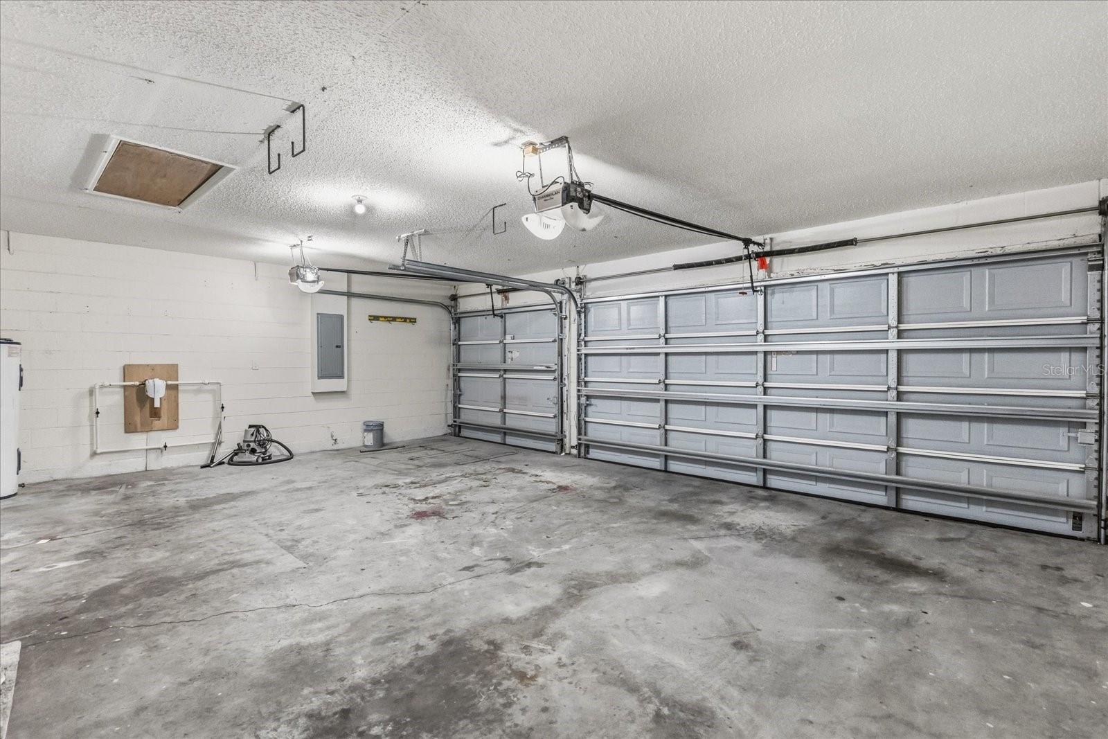 Image 40 of 46 For 1780 Howland Boulevard