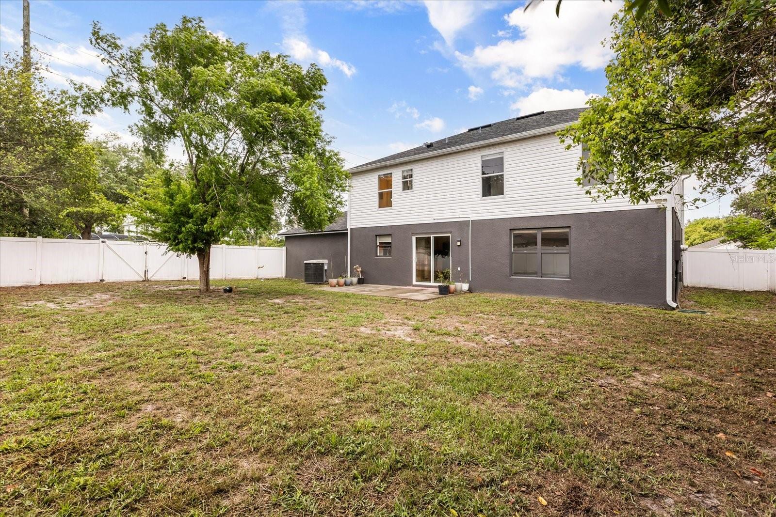 Image 42 of 46 For 1780 Howland Boulevard