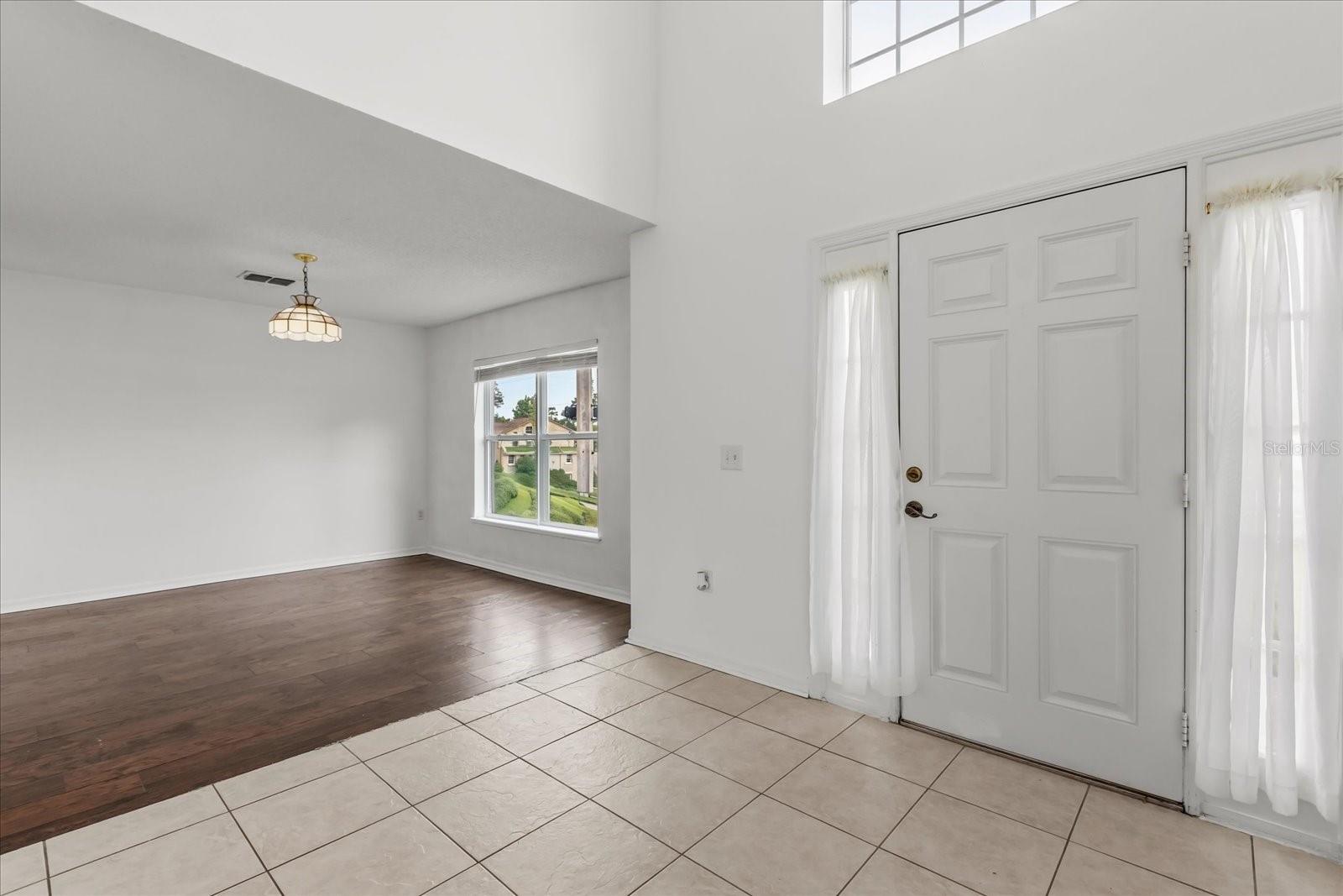 Image 8 of 46 For 1780 Howland Boulevard